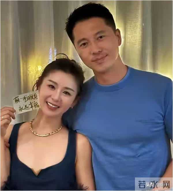 李小萌曝光近况,王雷财力彻底藏不住了,怪不得他被称为“戏霸”