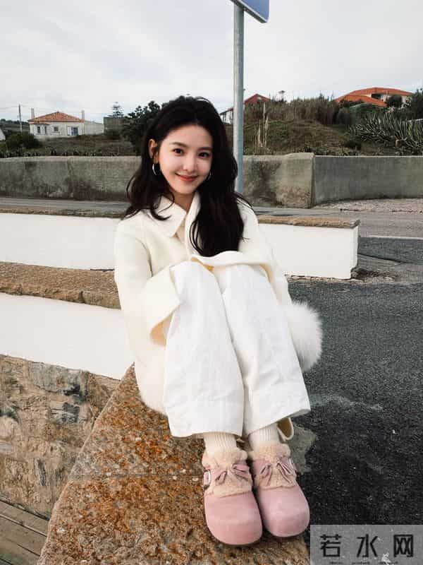 章若楠温婉明媚