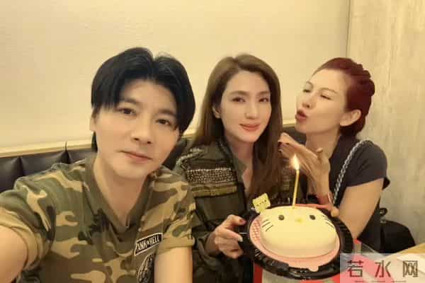 蔡少芬为小儿子庆生，她52岁了儿子才6岁，难怪一直拍戏不能退休