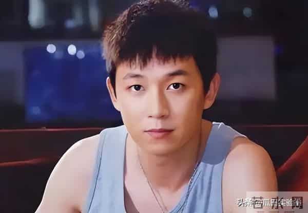 从“金童玉女”到“反目成仇”，潘粤明终于迎来了“翻身”