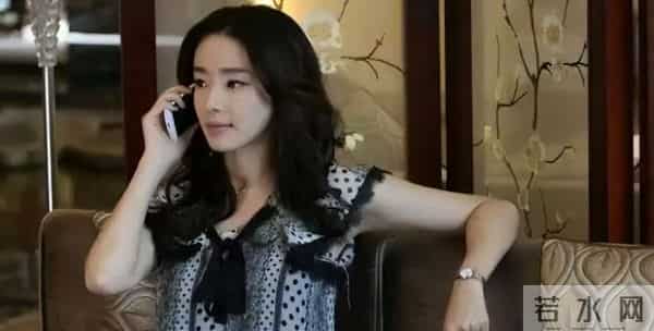 曾被张艺谋力捧,火后与富豪卷款61亿逃亡国外,现在的她过得如何