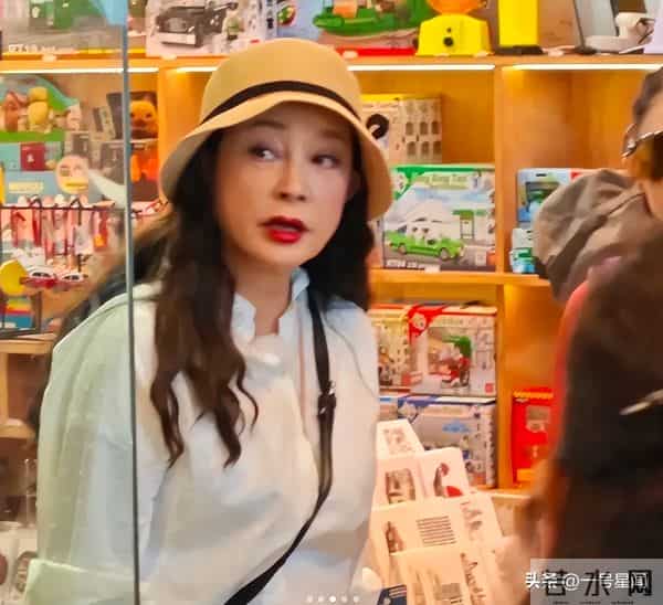 钱再多有什么用？75岁的"风流妖精"刘晓庆，给中老年人敲响"警钟"