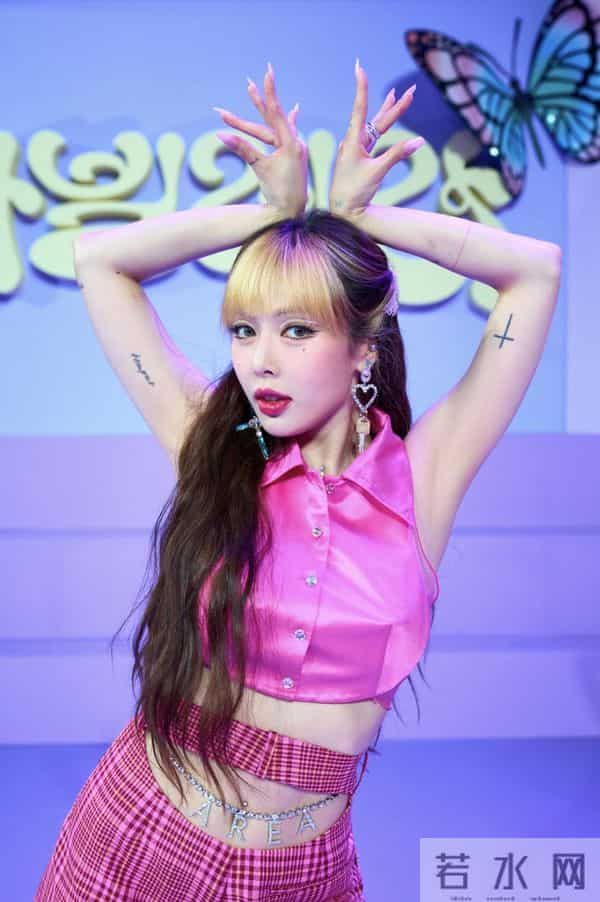 知名性感女星舞台晕倒!得“无法根治之病”,每月晕12次无知觉