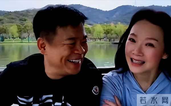 孙浩:26岁上春晚走红,得罪杨坤20年不说话,55岁至今未婚没孩子