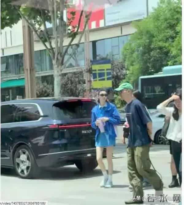 网友重庆偶遇奚梦瑶提车，偷拍照流出后，所有人都惊到了…