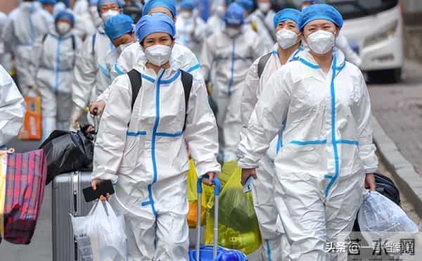 吃中国饭砸中国碗！扬言要让中国向世界道歉的阿丘，如今活成这样