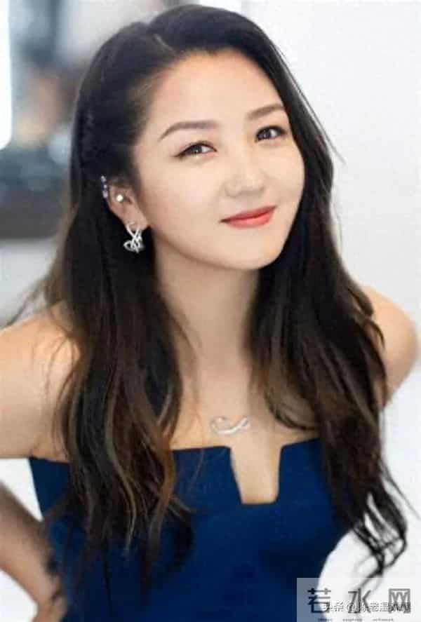 38岁何洁想不到，自己的二婚丈夫刁磊，已经开始为她“争光”了！