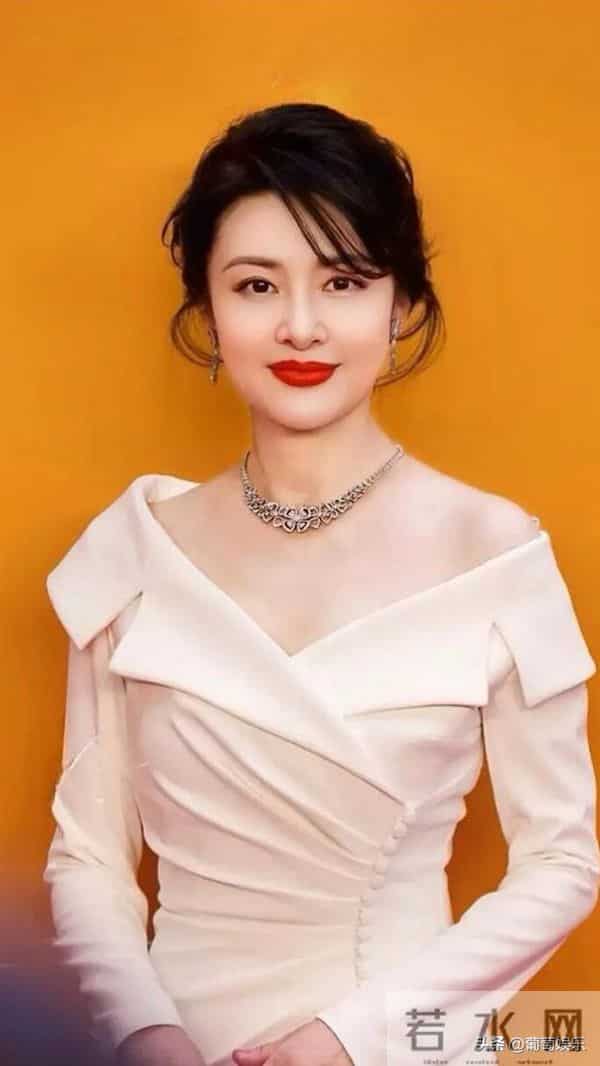 央视主持人 周涛