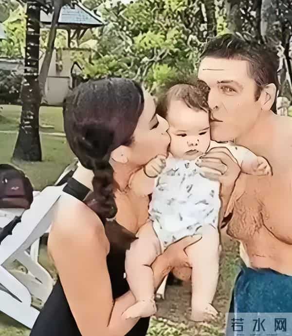 三婚带3个女儿嫁小丈夫的钟丽缇，结婚9周年坦言，想为对方生孩子