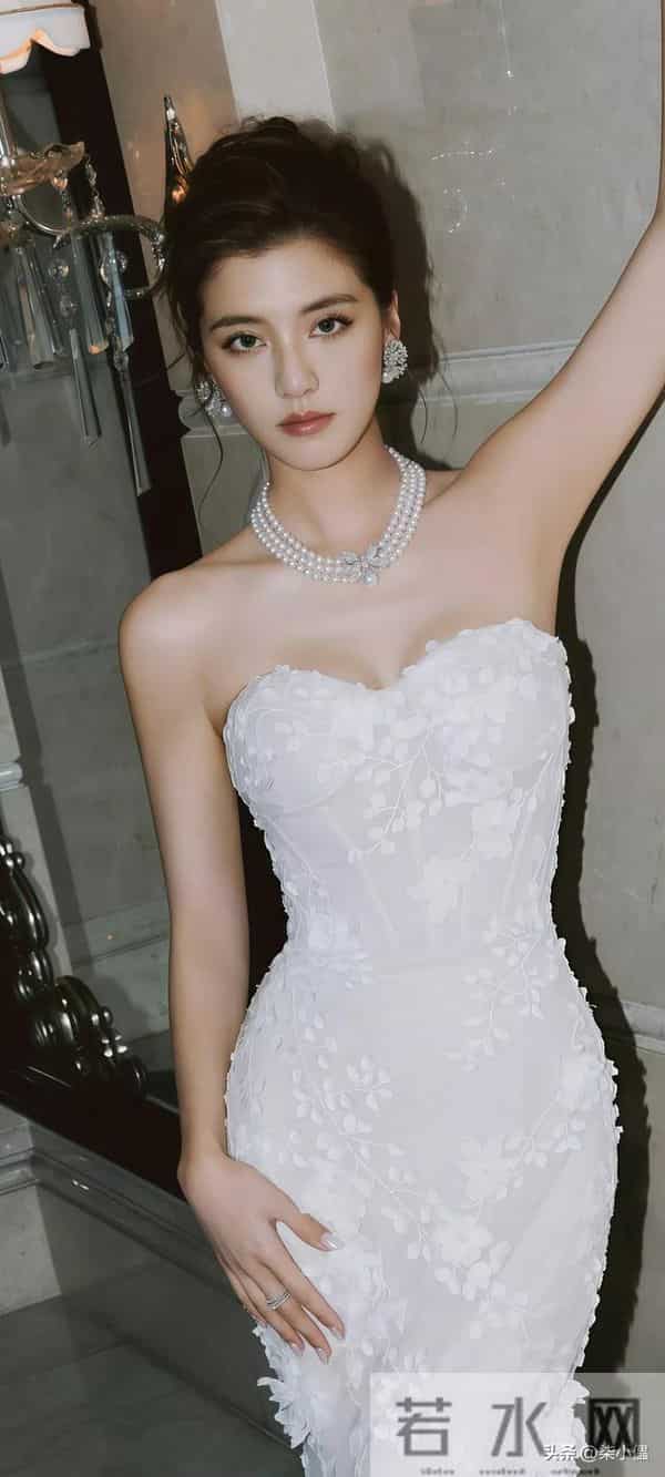 吴千语｜气质属实是没的说。