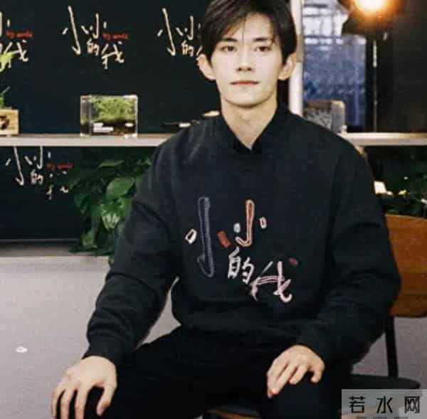 24岁摘金鸡影帝！易烊千玺的封神之路,藏着3个硬核真相