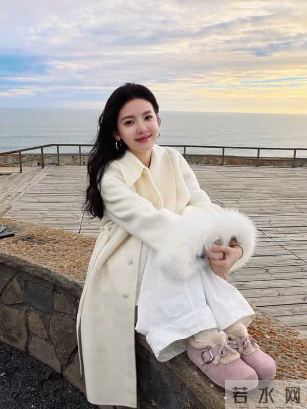 章若楠温婉明媚