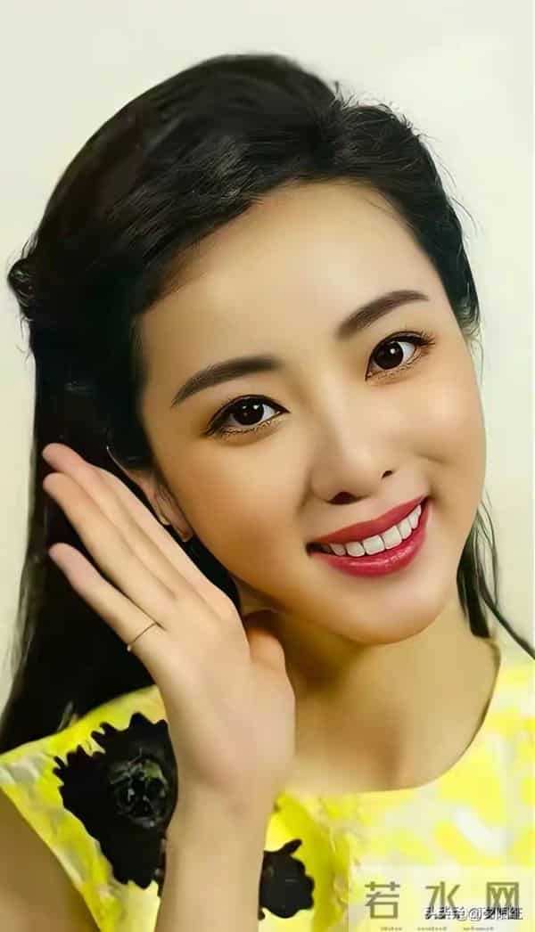 李思思：写真欣赏。