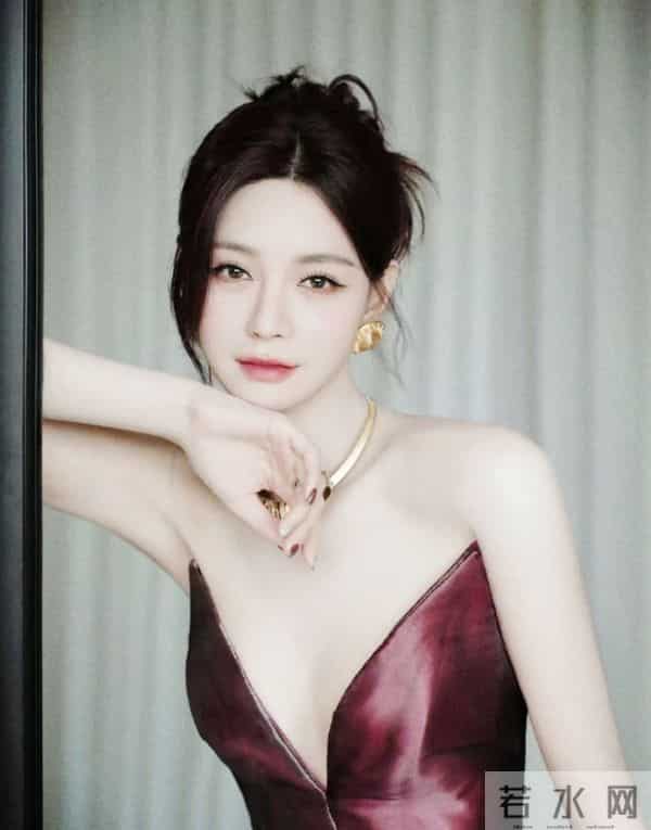 沈梦辰这身材怎么那么好呢?