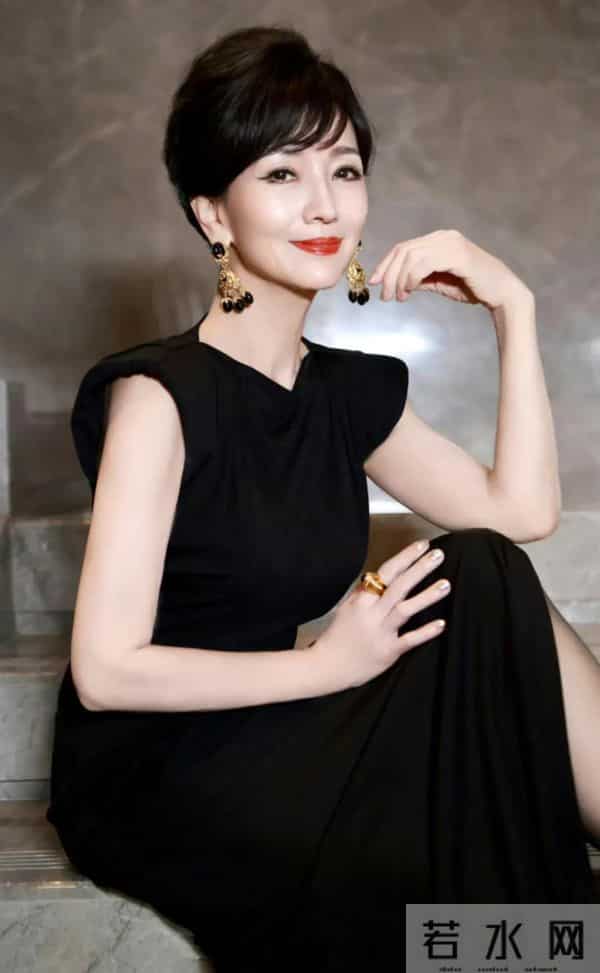 赵雅芝：72岁，绝了！岁月不败美人