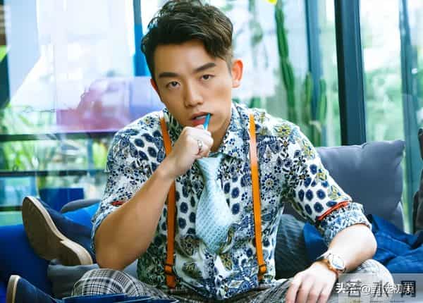 分手八年，再看郑恺和程晓玥，婚姻生活天差地别，陈赫成人生赢家