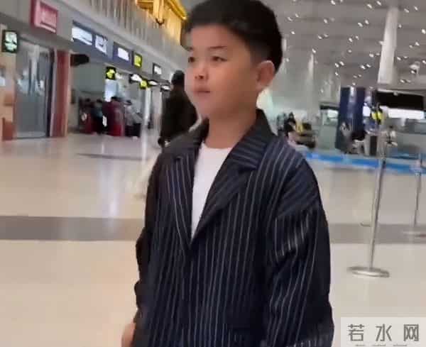 佟丽娅没想到，自己辛苦养大的孩子，竟为前夫陈思诚做了嫁衣