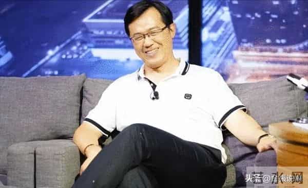 揭陈晓离婚内幕9个月，卓伟再爆离婚瓜：夫妻反目2年，男方学历高