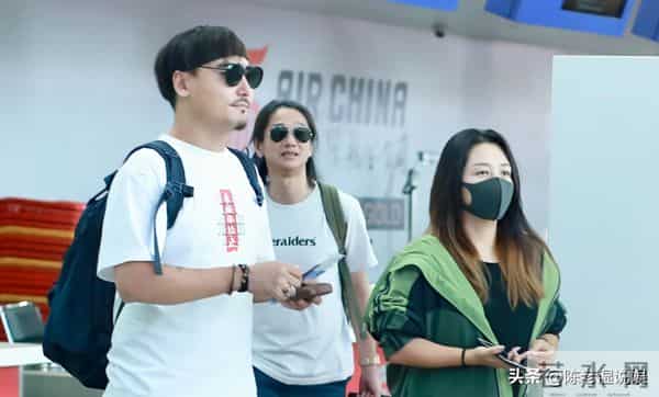 38岁何洁想不到，自己的二婚丈夫刁磊，已经开始为她“争光”了！