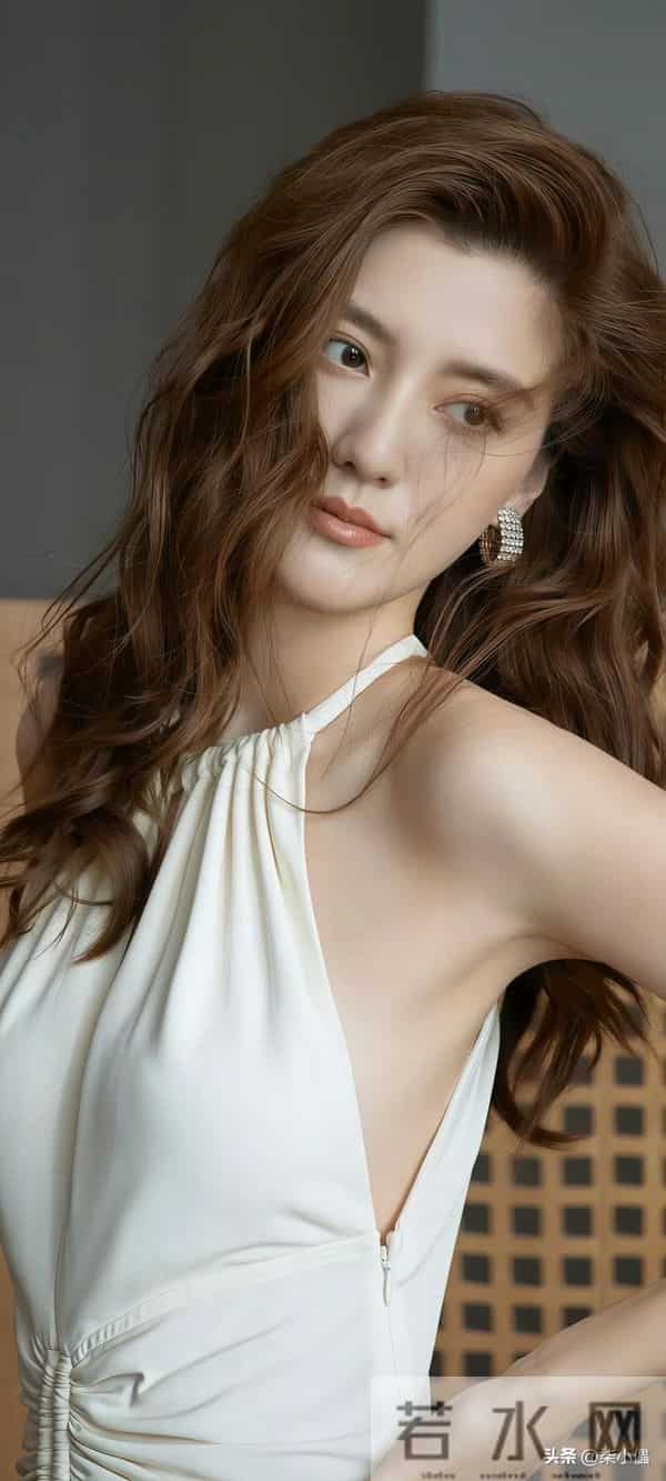 吴千语｜气质属实是没的说。