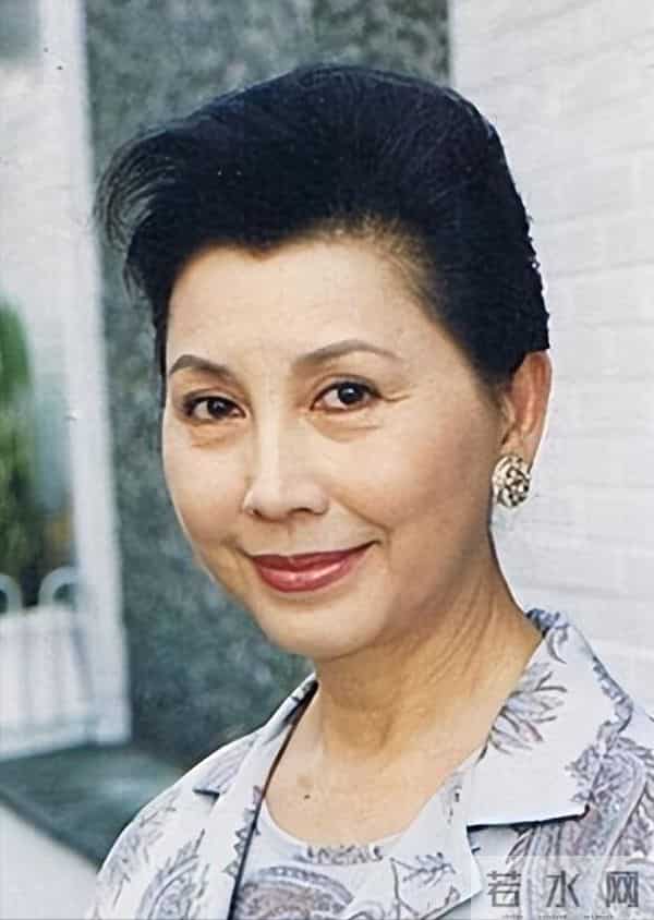 突传死讯!香港知名演员的老公在家中离世,坐在轮椅上没有了呼吸