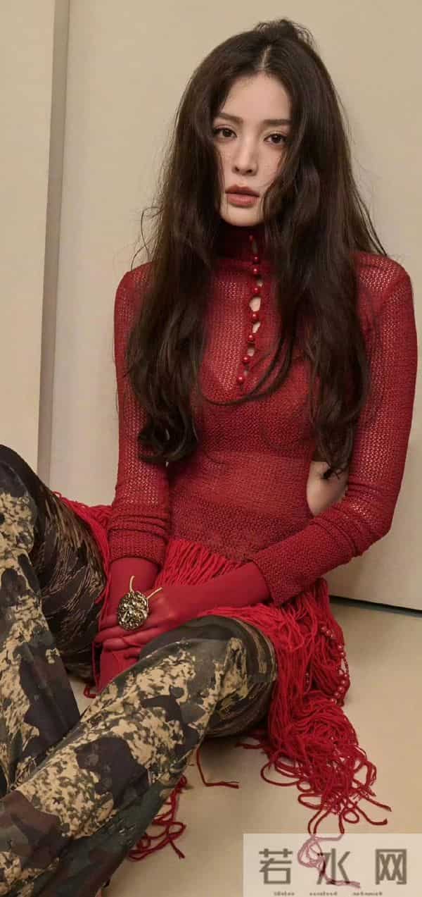 娜扎 很别致的上衣