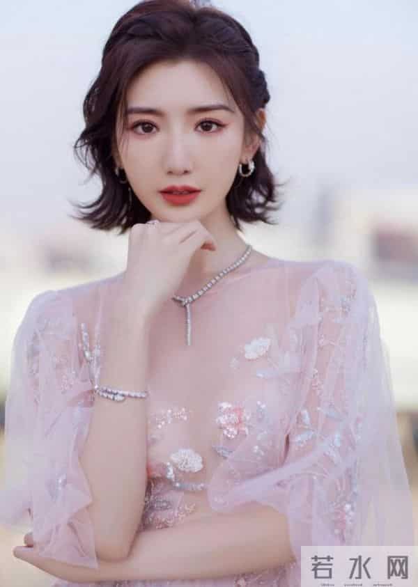 当37岁毛晓彤遇上34岁秦俊杰,我才终于明白,为何说CP感是门玄学