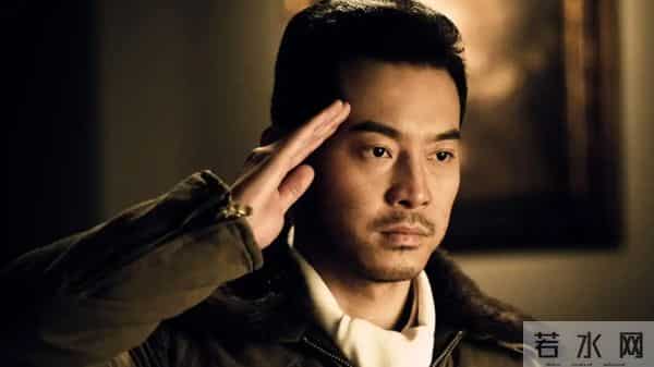 不装了,“逼婚”胡可、争议不断的沙溢,如今终于遭到“反噬”