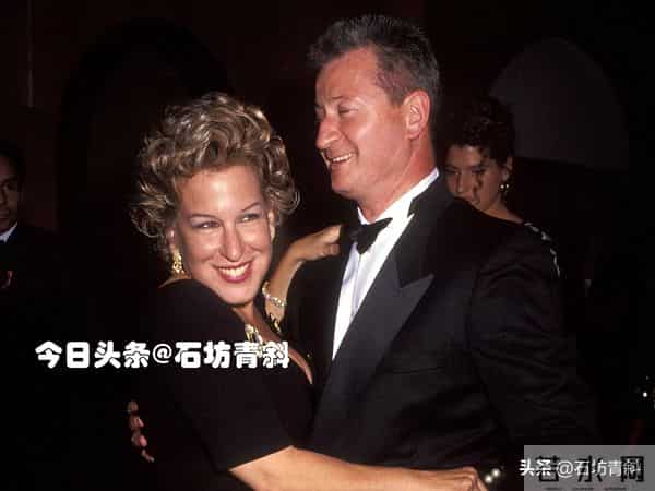 41年婚姻与30年闺蜜,平衡两种深情时,她给我们上了一堂女性友谊课