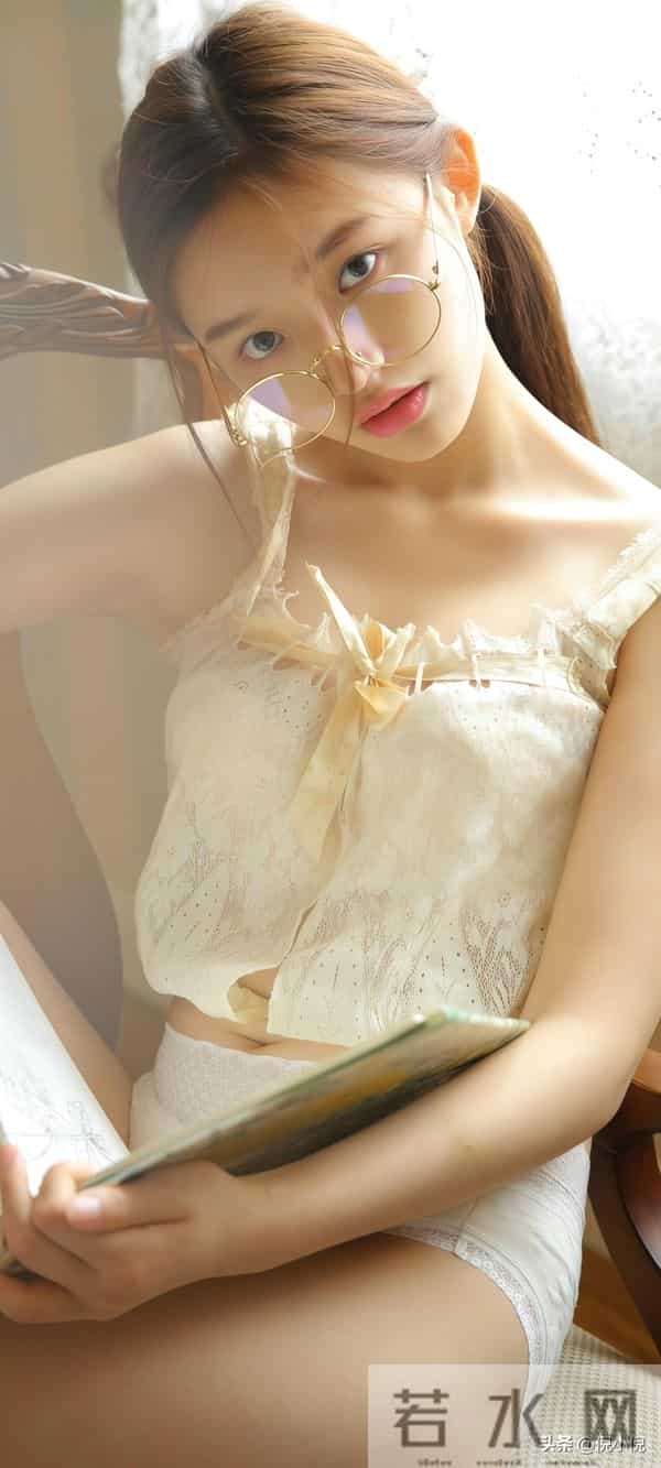 林允高清性感写真来啦！