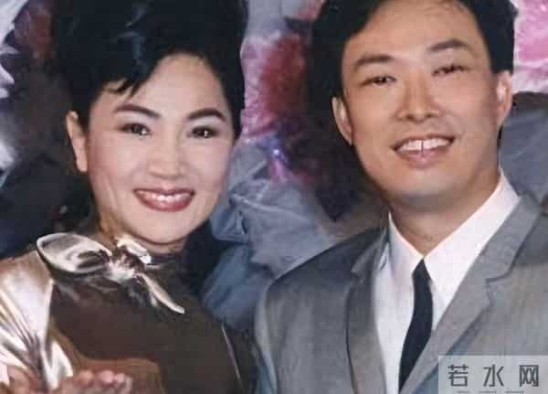 费玉清现状！70岁无儿无女独居，和56岁闺蜜相依为伴