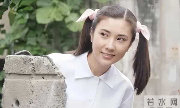 边潇潇，山西省运城市人，毕业于北京电影学院，内地女演员