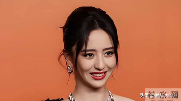 佟丽娅也没想到，前夫留给她的9岁儿子，已经可以为自己争光了