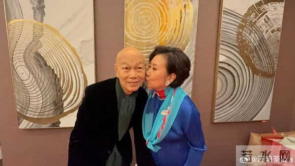 弥补遗憾!港圈恩爱夫妻不丹首次拍婚照,男方四度患癌生命倒计时