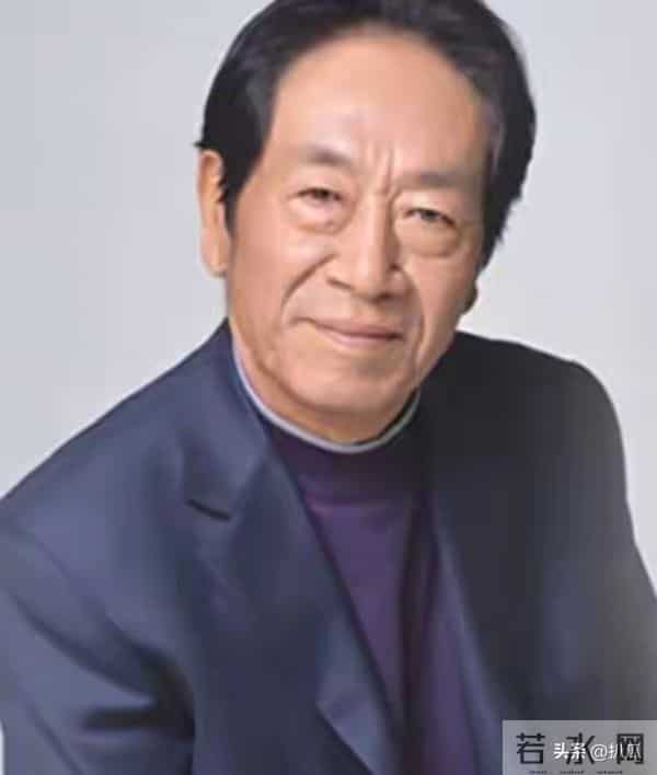 “老夫少妻”的残酷暴露无遗，王奎荣尽显老态，妻子依旧容颜娇美