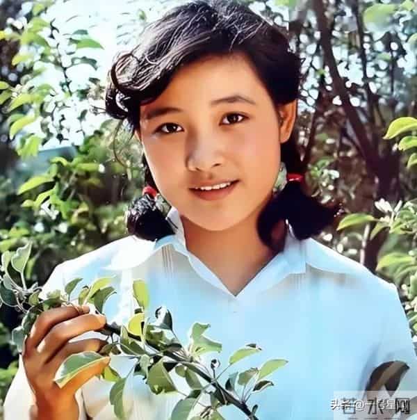 钱再多有什么用？75岁的"风流妖精"刘晓庆，给中老年人敲响"警钟"