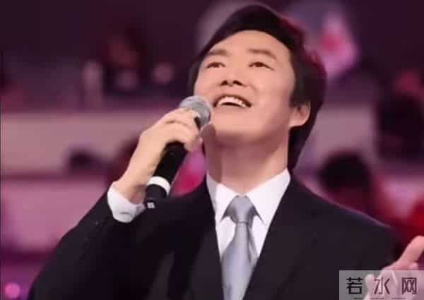 费玉清现状！70岁无儿无女独居，和56岁闺蜜相依为伴