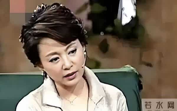 68岁张瑜近况:手握上亿资产,无儿无女一人独居,她在追求什么?