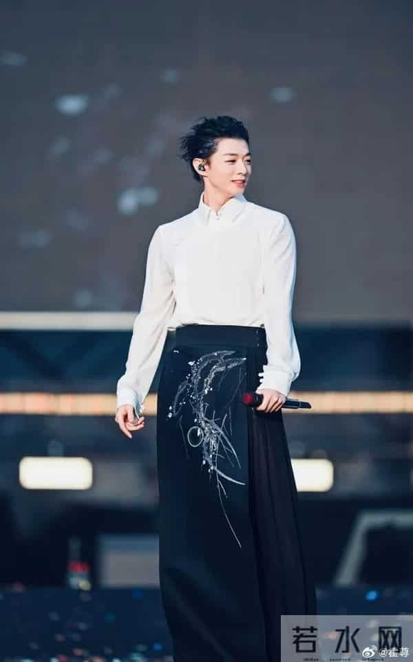 时隔4年,知名男星复出!曾被前女友指控出轨、发表不当言论