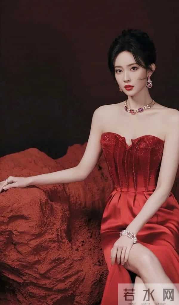 孟子义 - 红裙贵气满满