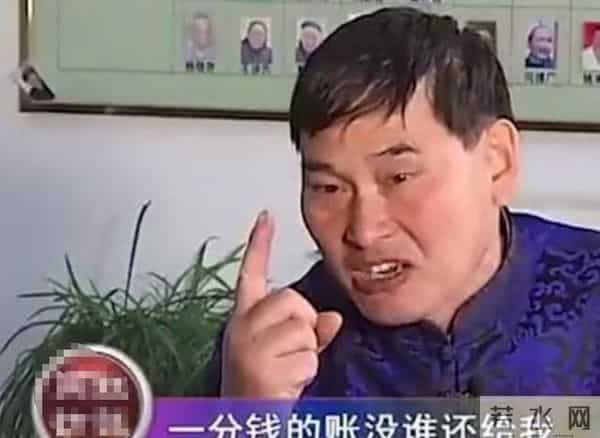 风水轮流转,接连传来喜讯的大衣哥,让前儿媳陈亚男悔得肠子都青了