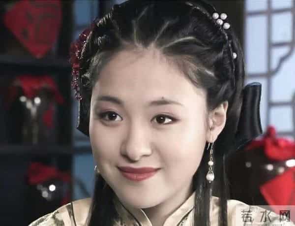 娱乐圈满族美女图鉴：每一位都貌美如花，谁最令你意想不到？