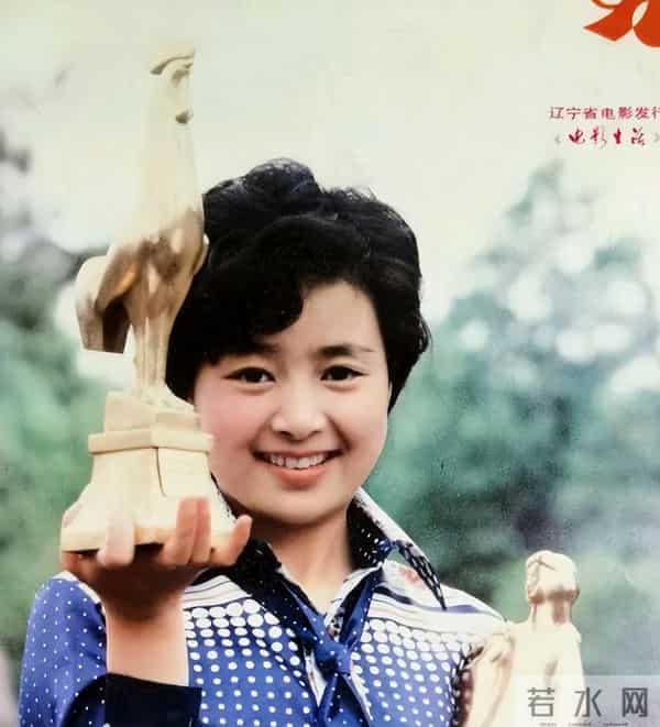 68岁张瑜近况:手握上亿资产,无儿无女一人独居,她在追求什么?