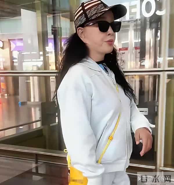 钱再多有什么用？75岁的"风流妖精"刘晓庆，给中老年人敲响"警钟"