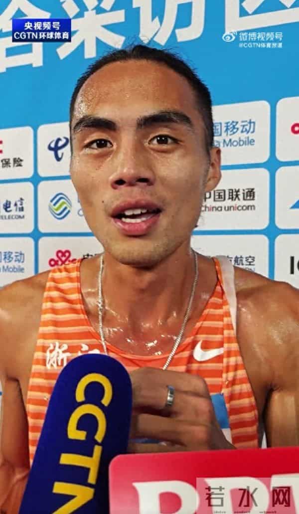 奚枭横：没想到打破全国纪录，但是我的水平是具备的