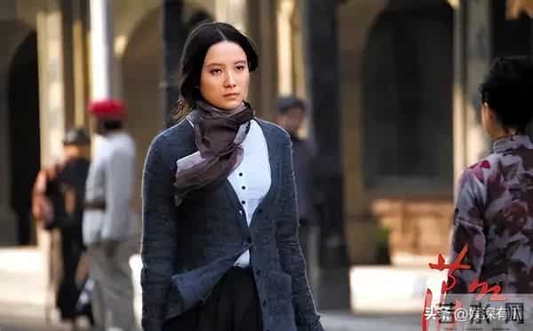 金鸡奖这夜，人情冷暖、江湖地位，在45岁宋佳身上体现得淋漓尽致