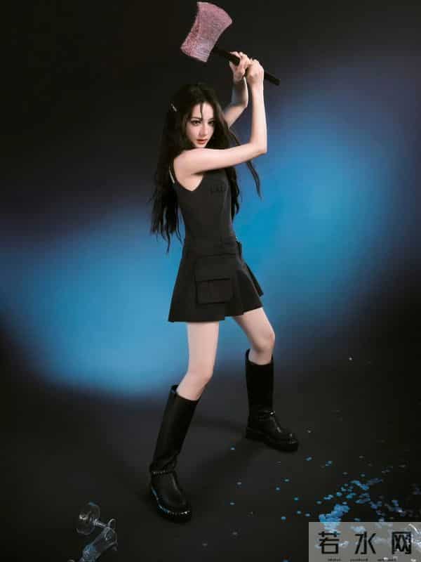 迪丽热巴｜黑裙甜酷风杀疯了！粉钻弓箭造型又美又飒