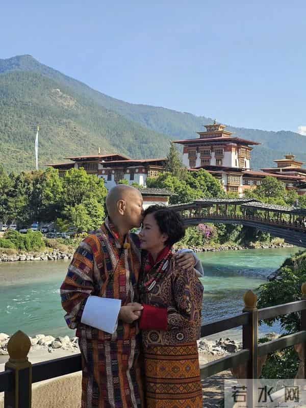 弥补遗憾!港圈恩爱夫妻不丹首次拍婚照,男方四度患癌生命倒计时
