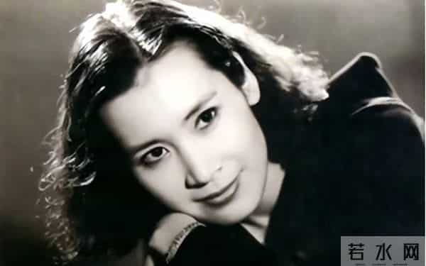 从车间钳工到国家一级演员,却因拍戏和丈夫离婚,今66岁依旧单身