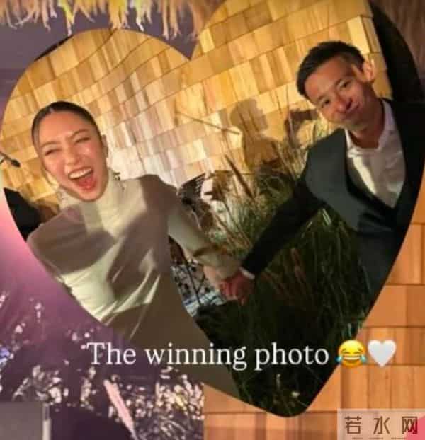 霍启仁雪山举行婚礼，妻子模样像婆婆朱玲玲，小腹隆起似双喜临门